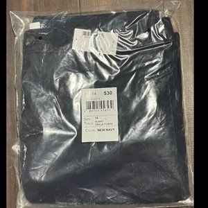 Children's Place Boys Uniform Chino Pants Size 16 Husky Color: New Navy